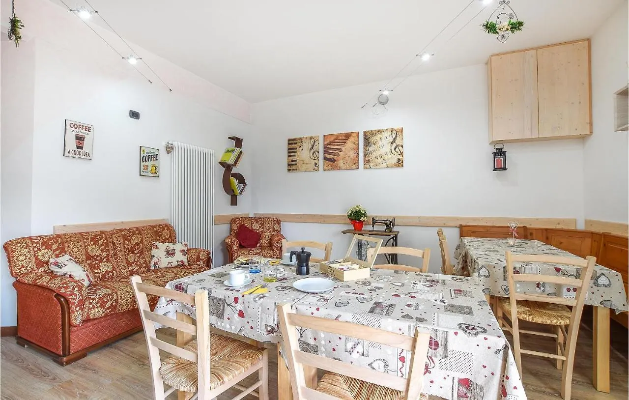 Gorgeous Home In Sovramonte With Wifi 0*,