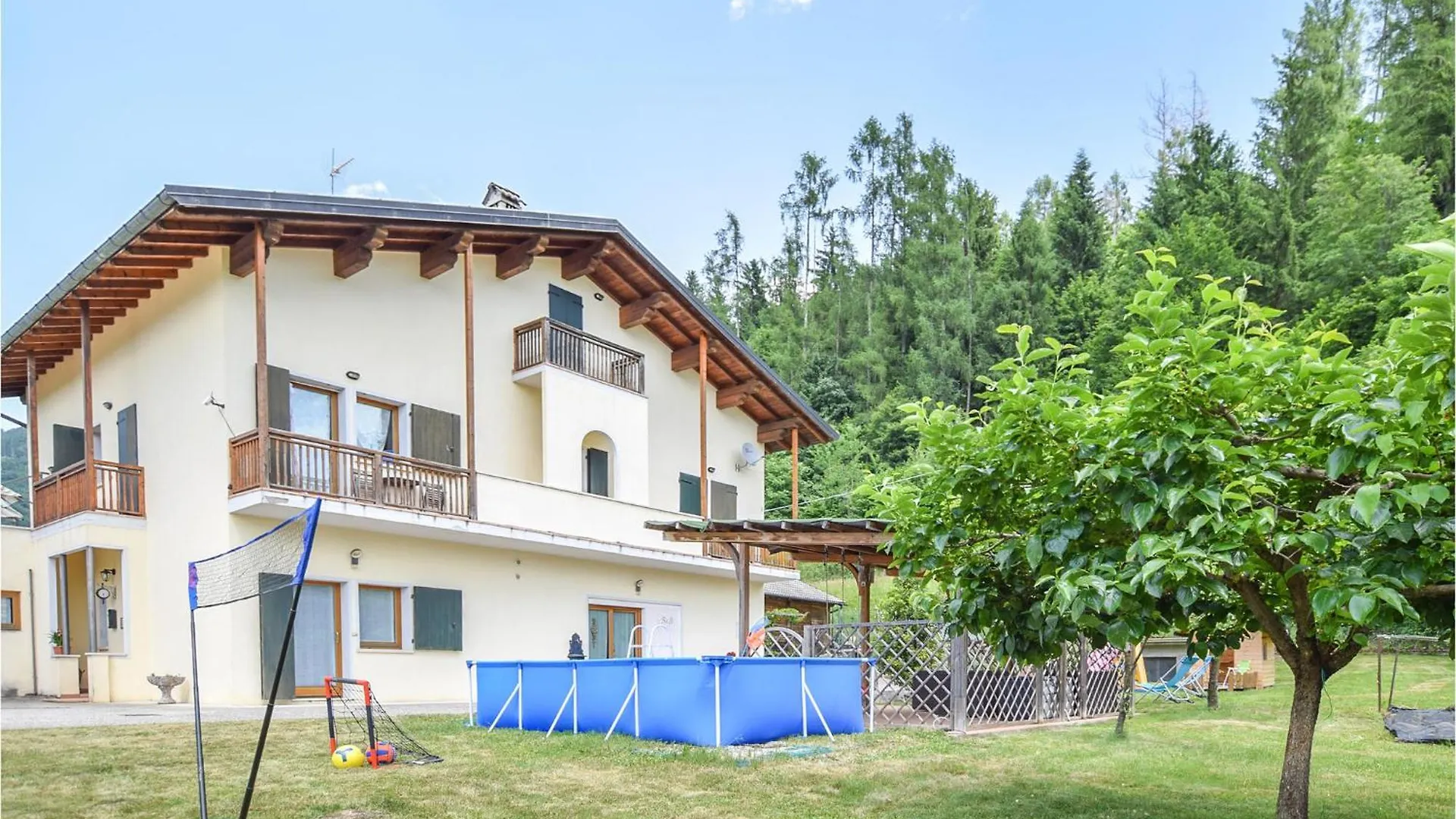 Gorgeous Home In Sovramonte With Wifi Itálie